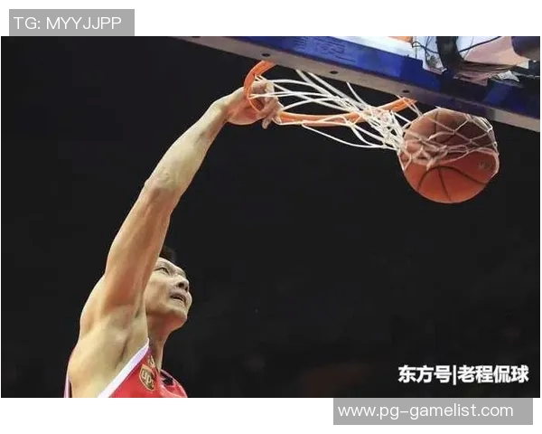 姚明震撼全场的扣篮瞬间展现篮球之美与力量的完美结合