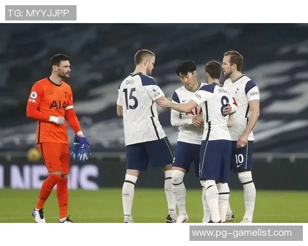 英超激战:巴黎圣日耳曼与AC米兰平局红牌事件引发全场热议 英超激战:巴黎圣日耳曼与AC米兰平局红牌事件引发全场热议